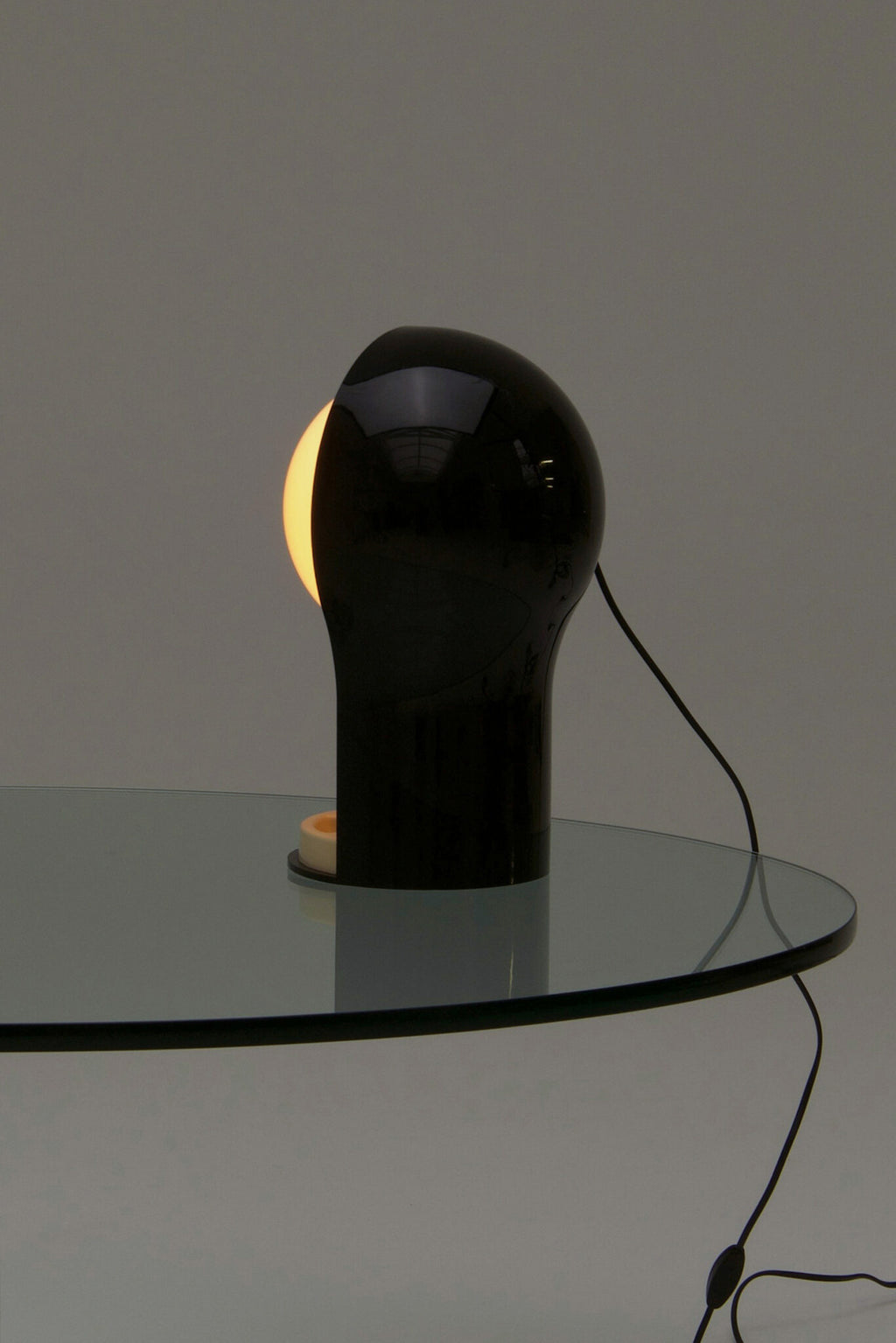 Vico Magistretti Telegono Table Lamp