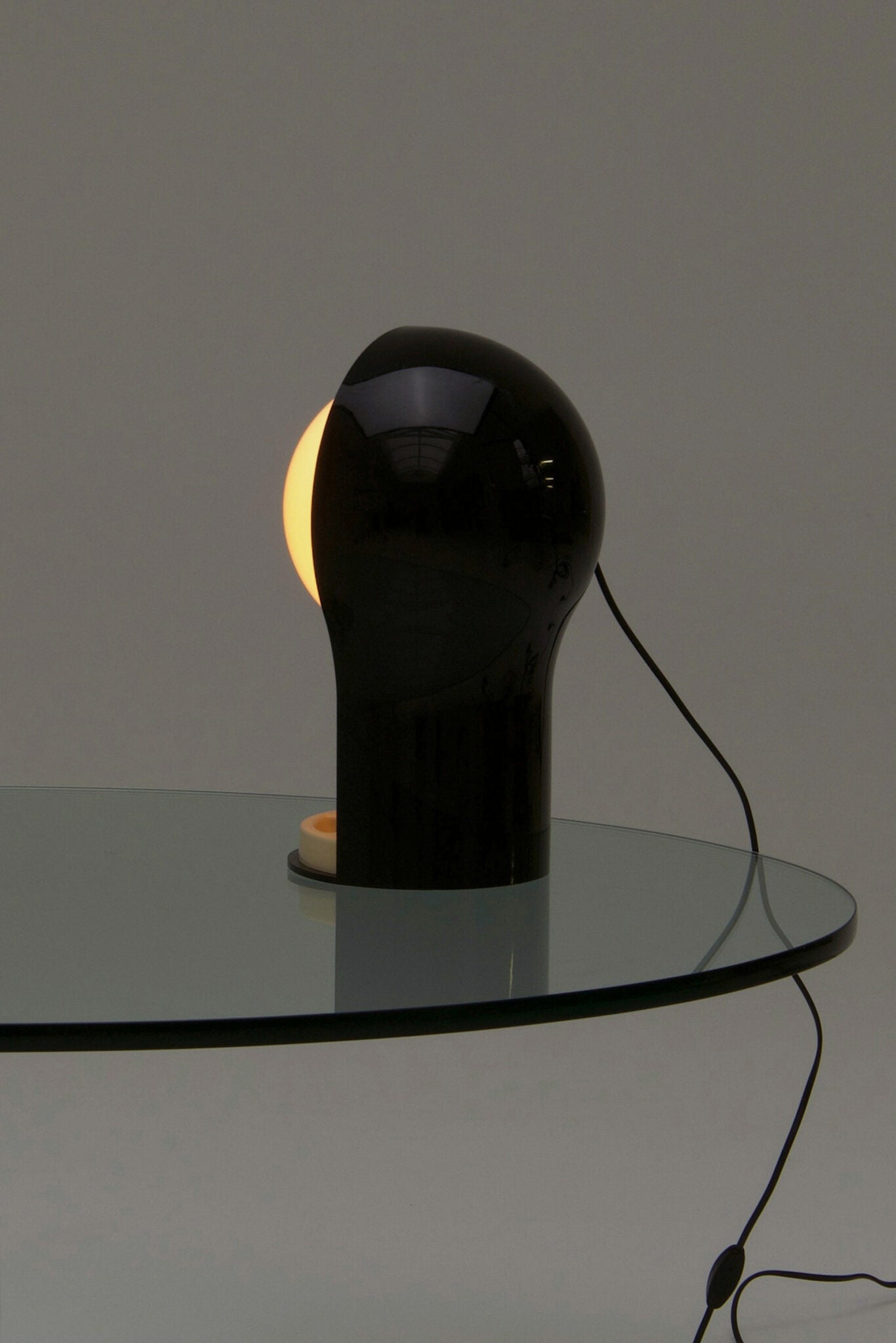 Vico Magistretti Telegono Table Lamp