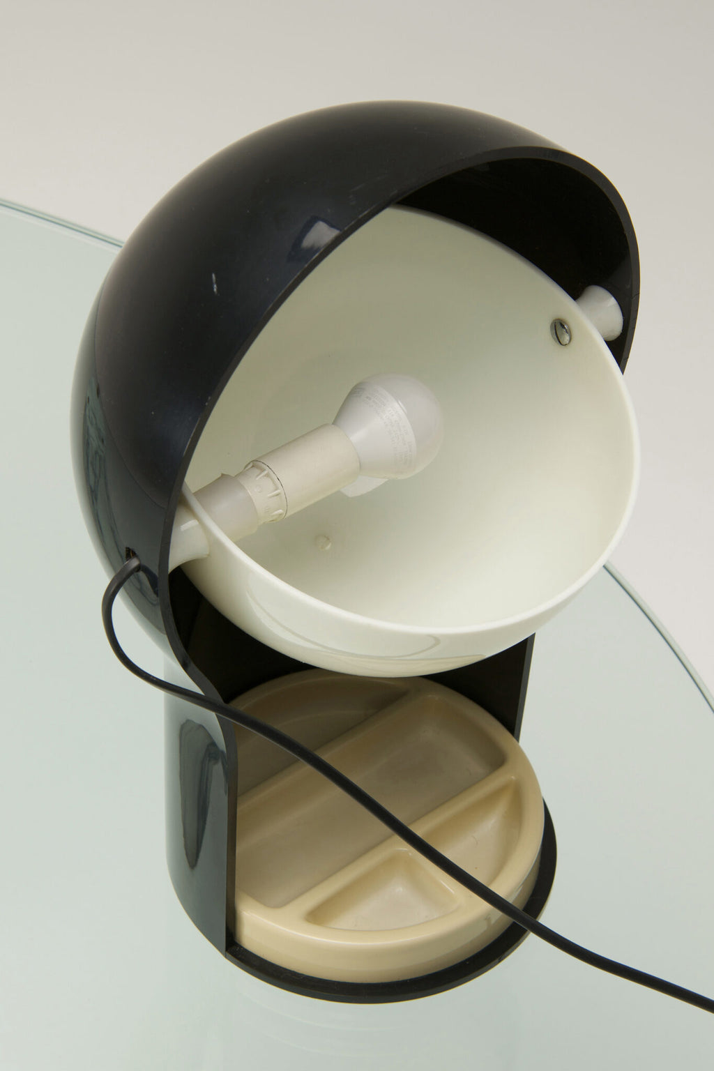 Vico Magistretti Telegono Table Lamp