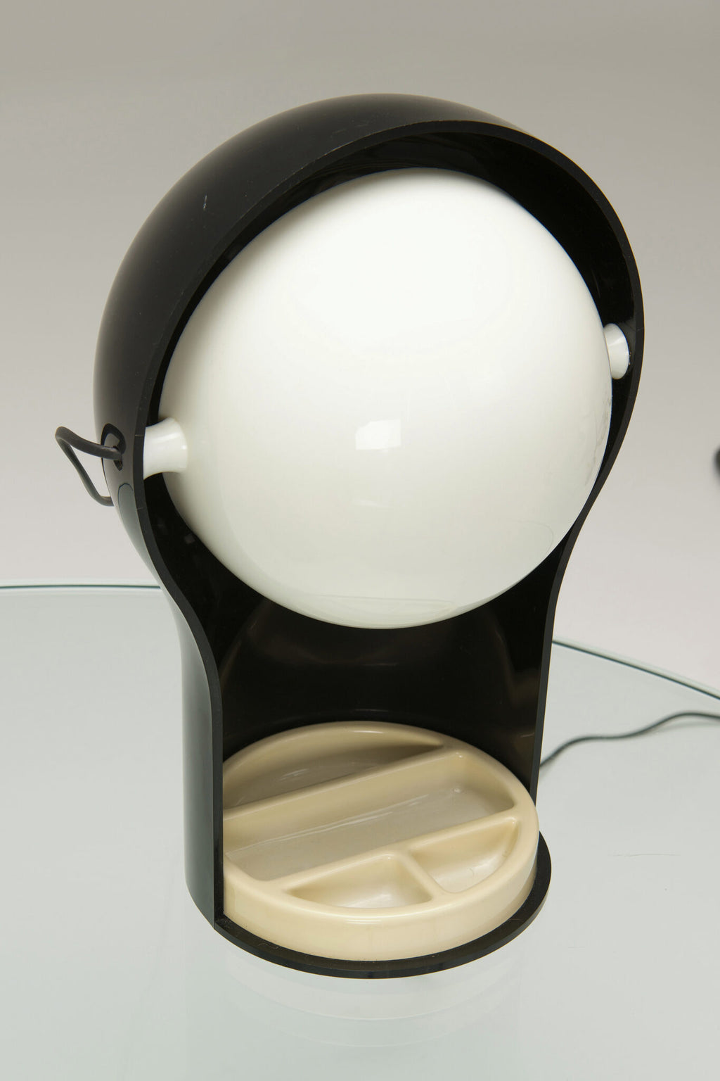 Vico Magistretti Telegono Table Lamp