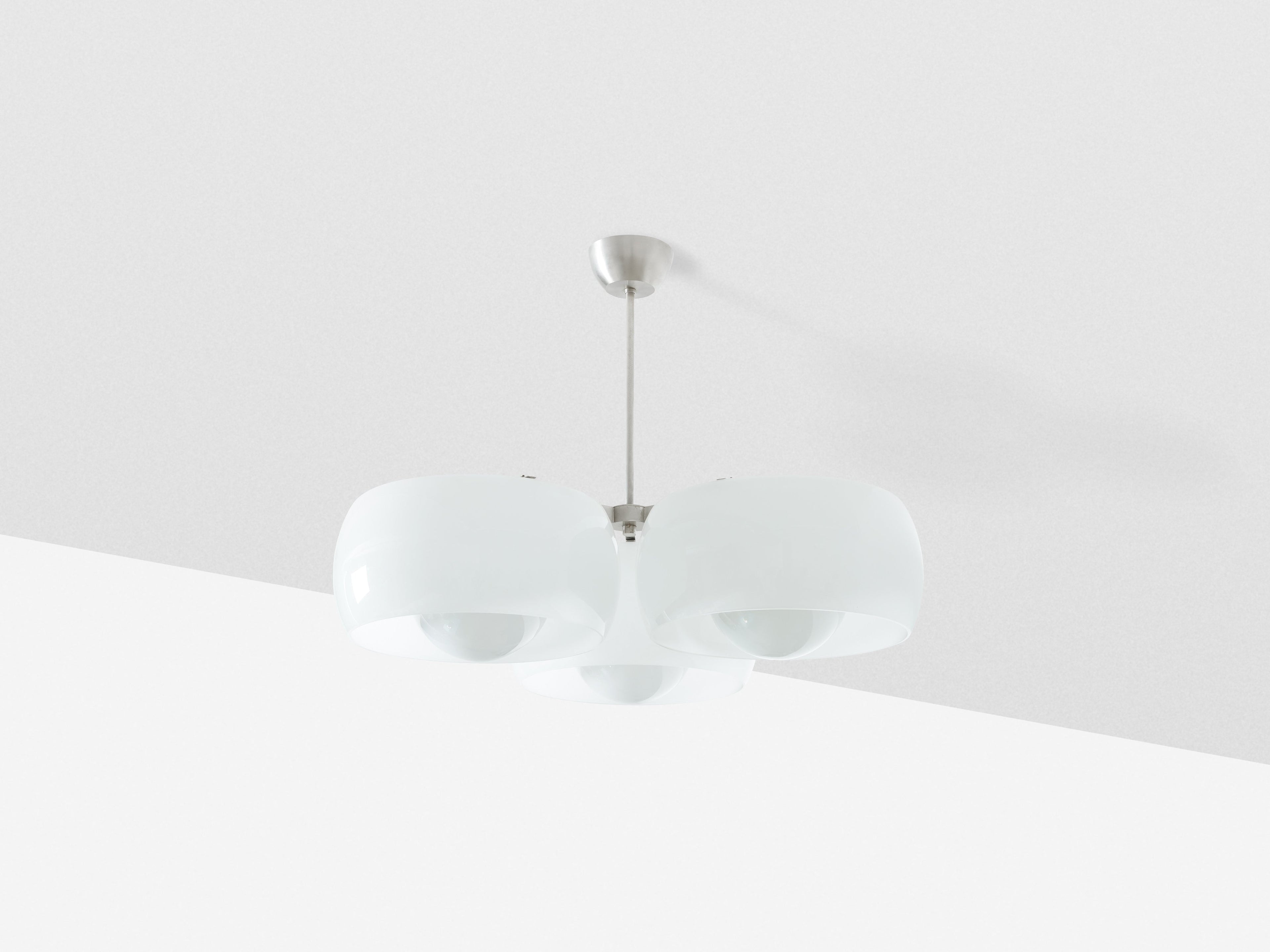 Vico Magistretti for Artemide opaline glass Triclinio chandelier 1967