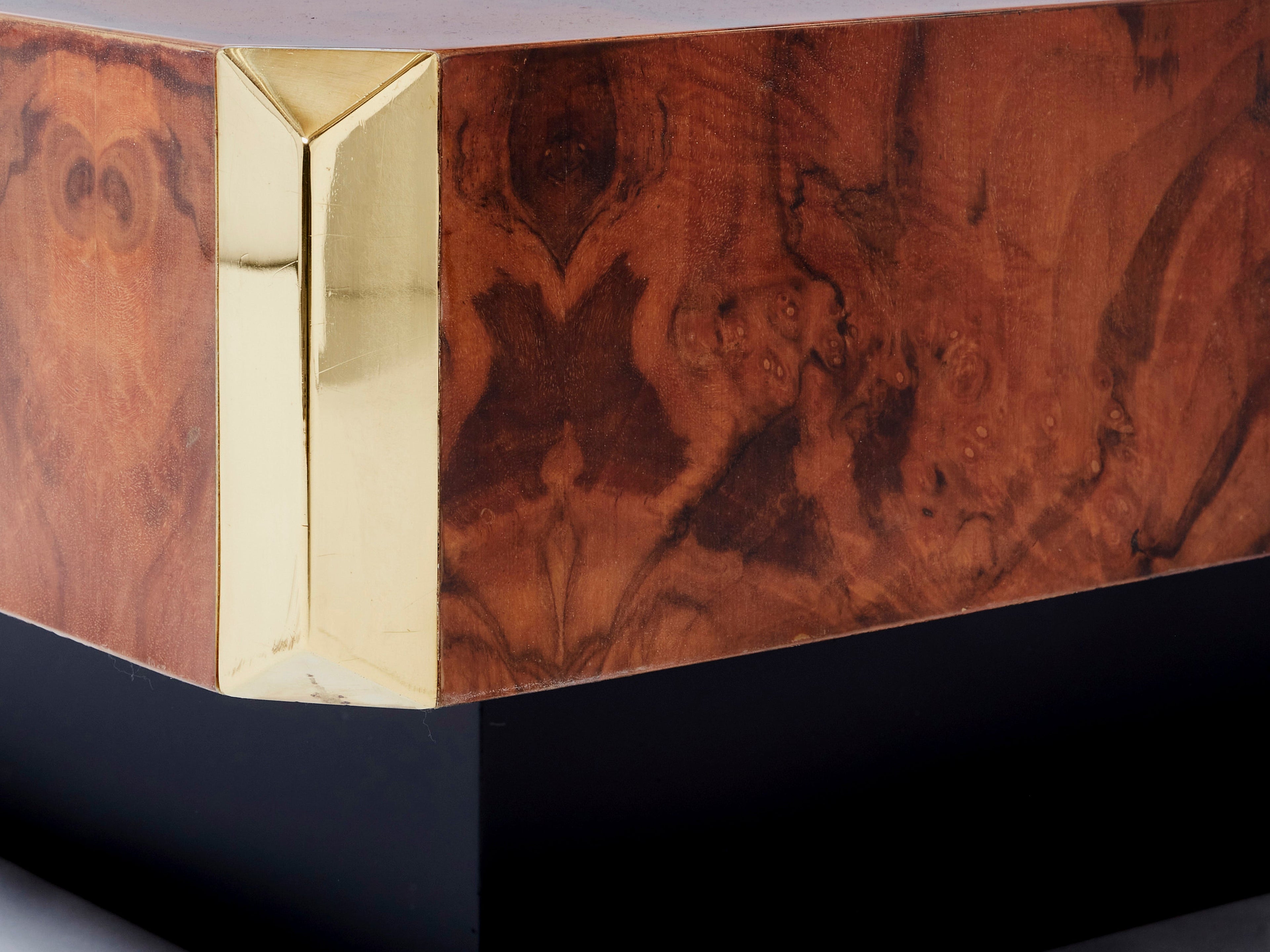 Willy Rizzo burl wood and brass square bar coffee table Alveo 1970s