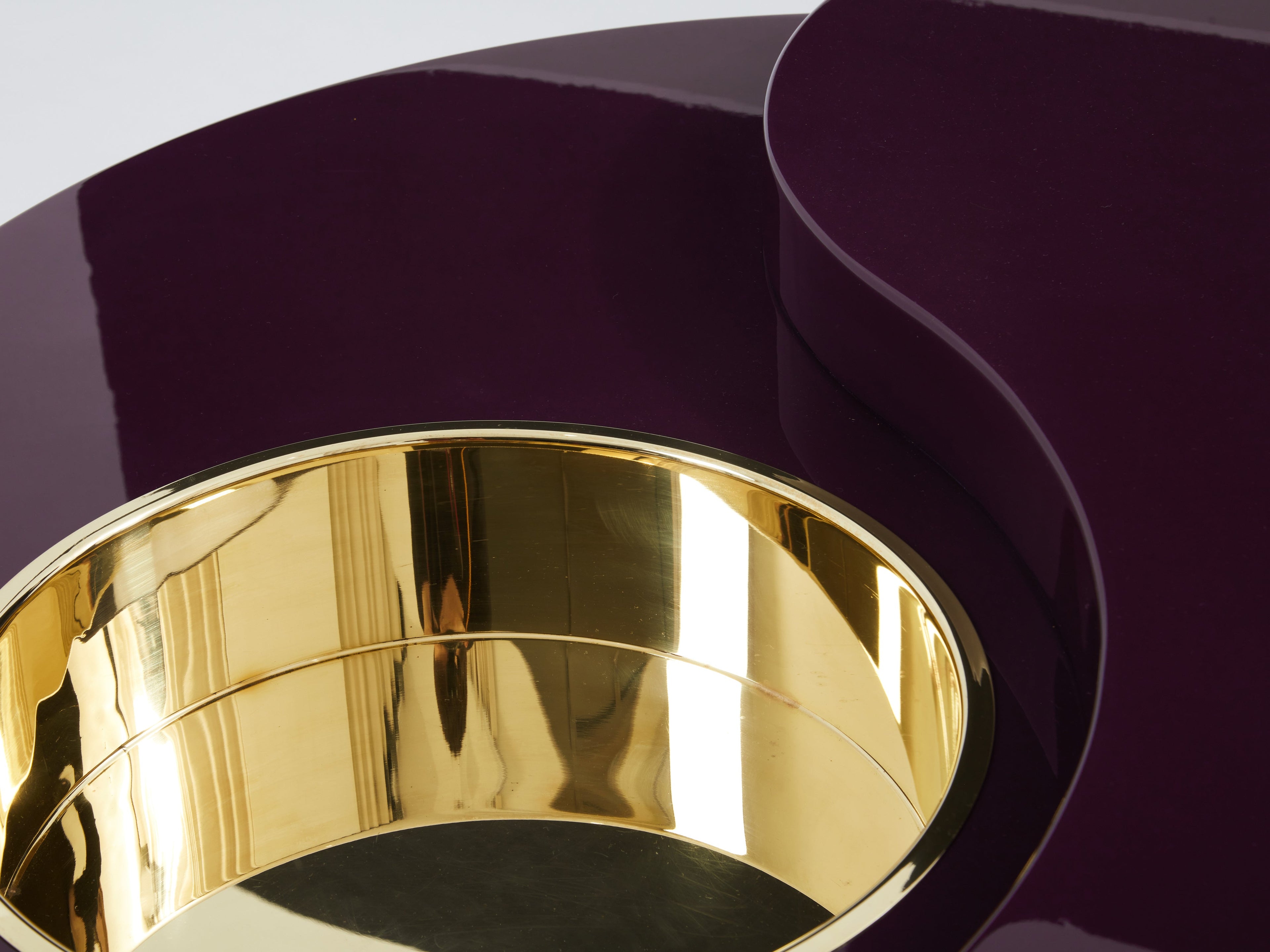 Willy Rizzo eggplant lacquer brass bar swivel coffee table TRG 1970s