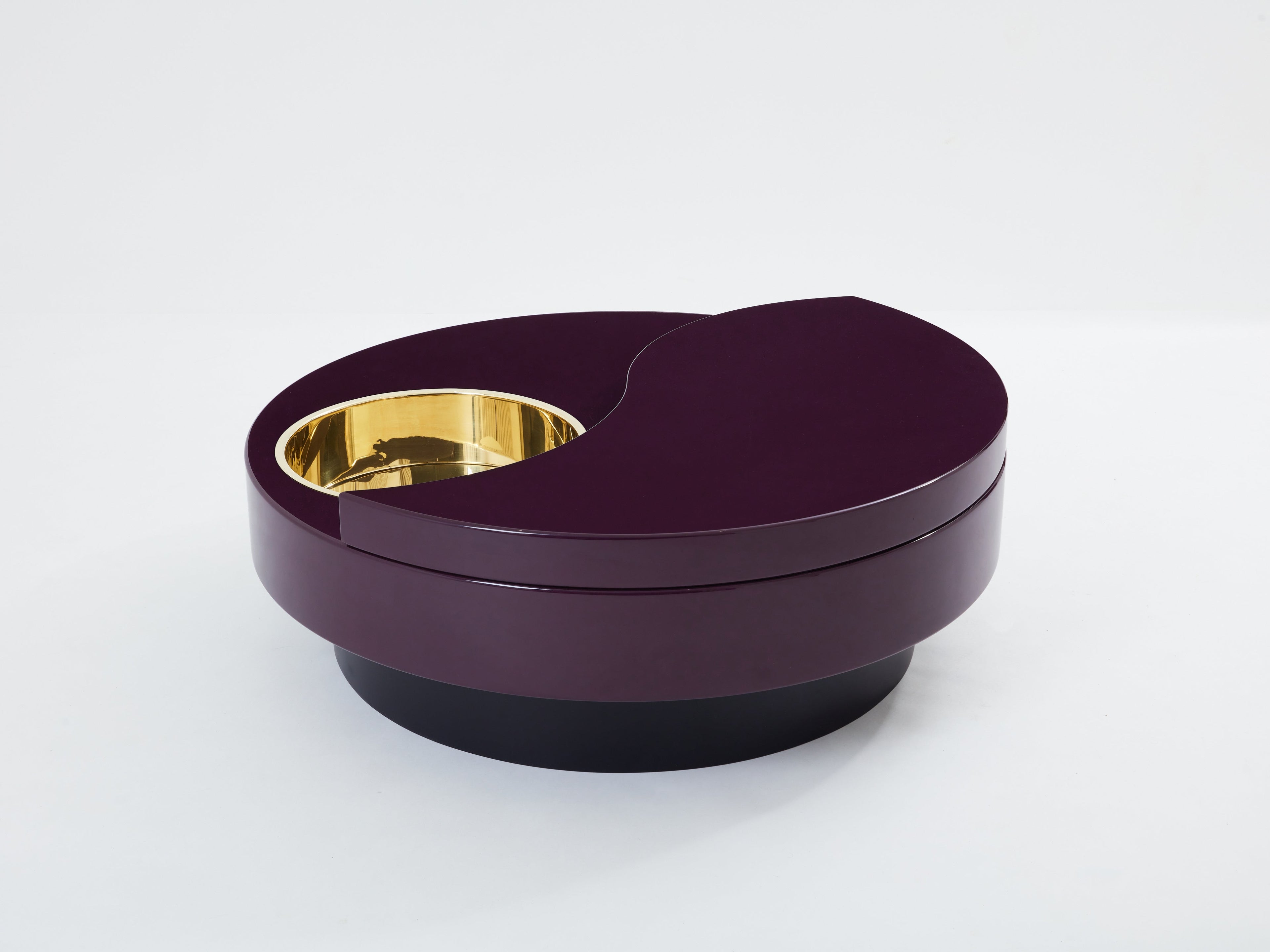Willy Rizzo eggplant lacquer brass bar swivel coffee table TRG 1970s