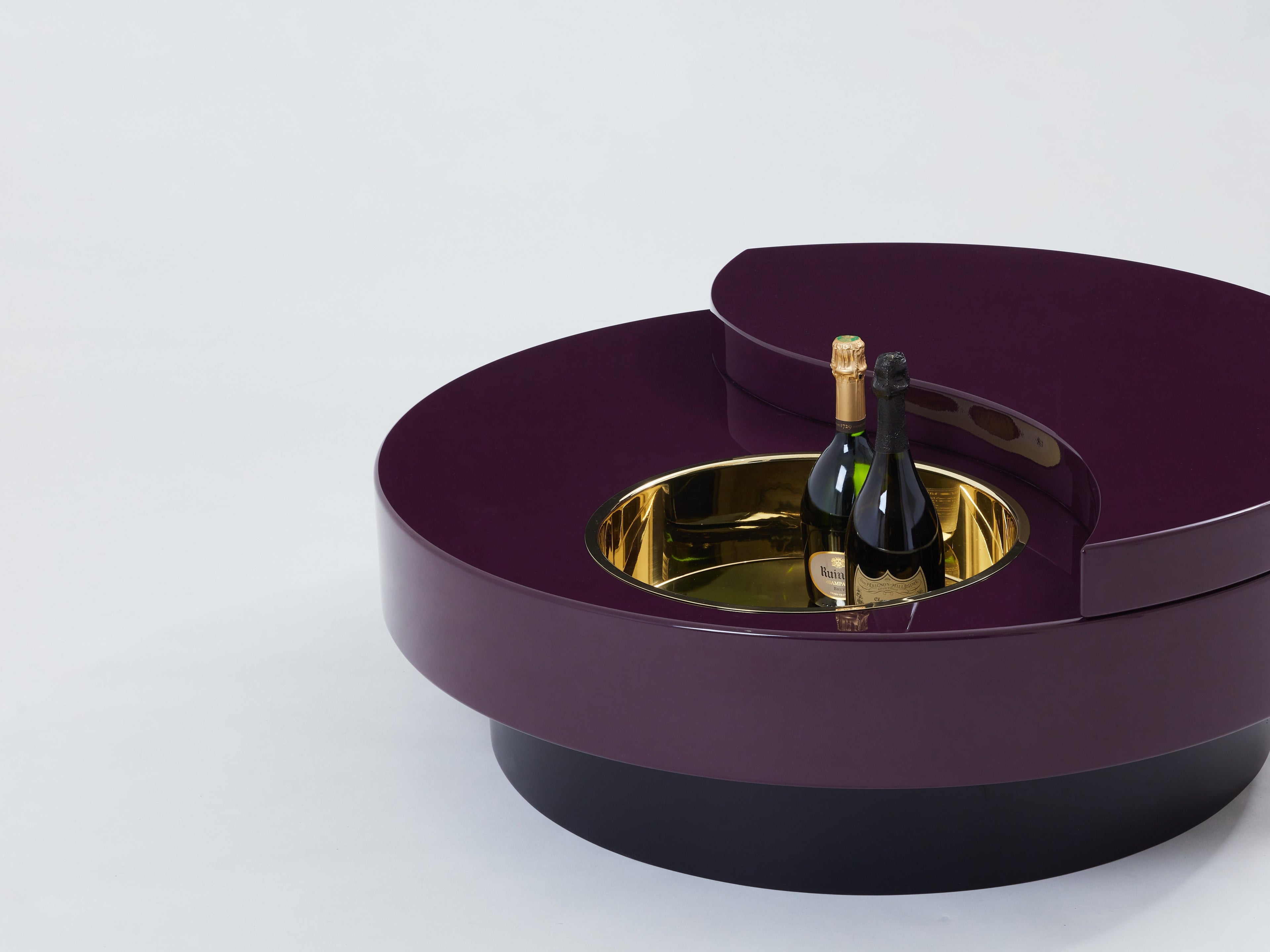 Willy Rizzo eggplant lacquer brass bar swivel coffee table TRG 1970s