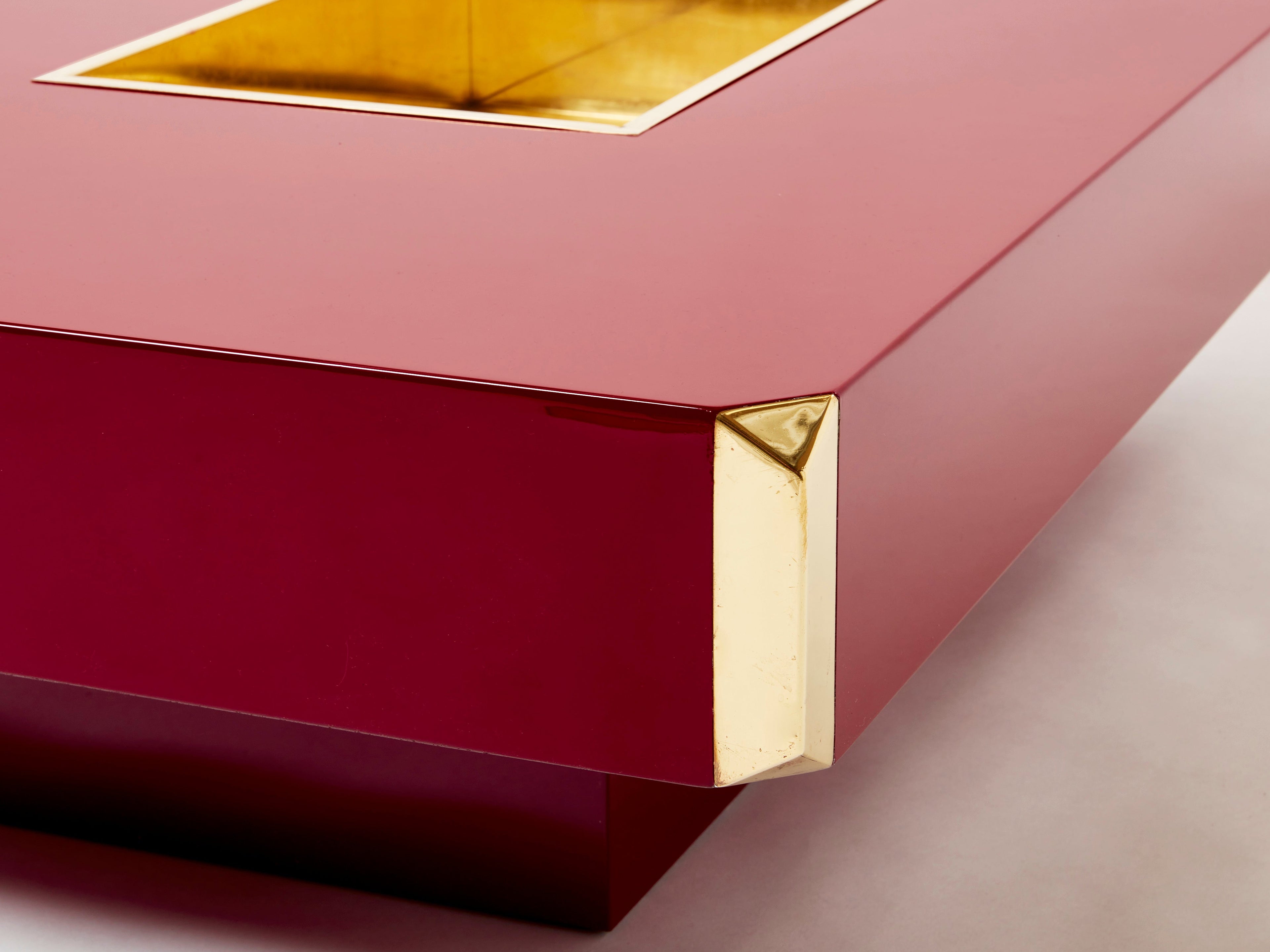 Willy Rizzo ruby red lacquer and brass bar coffee table Alveo 1970s