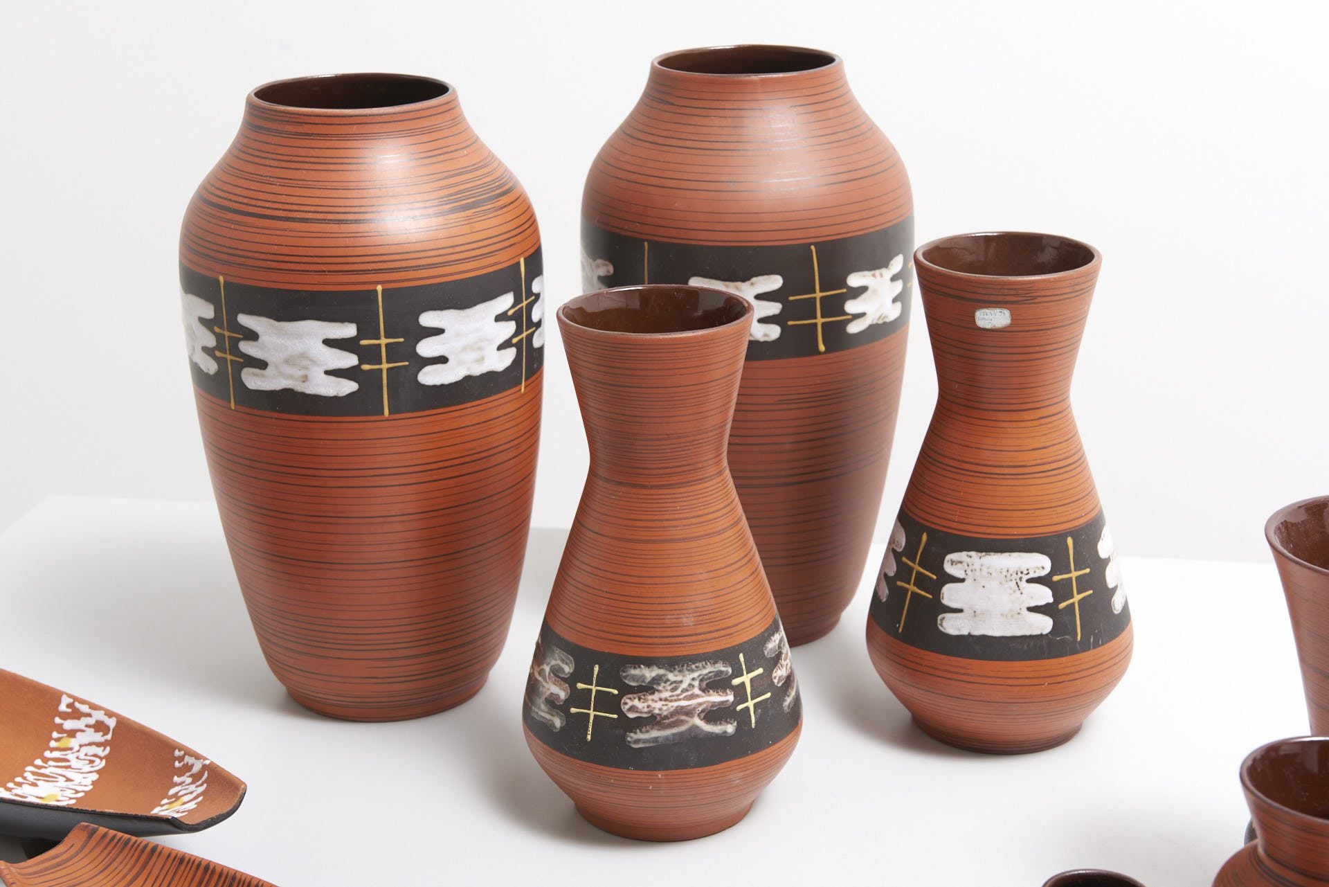 Lot ‘Keramos’ Pottery