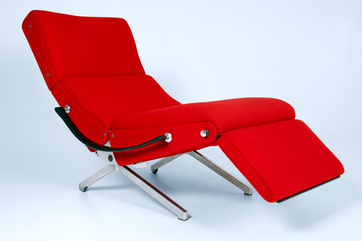 Osvaldo Borsani P40 Lounge Chair by Tecno